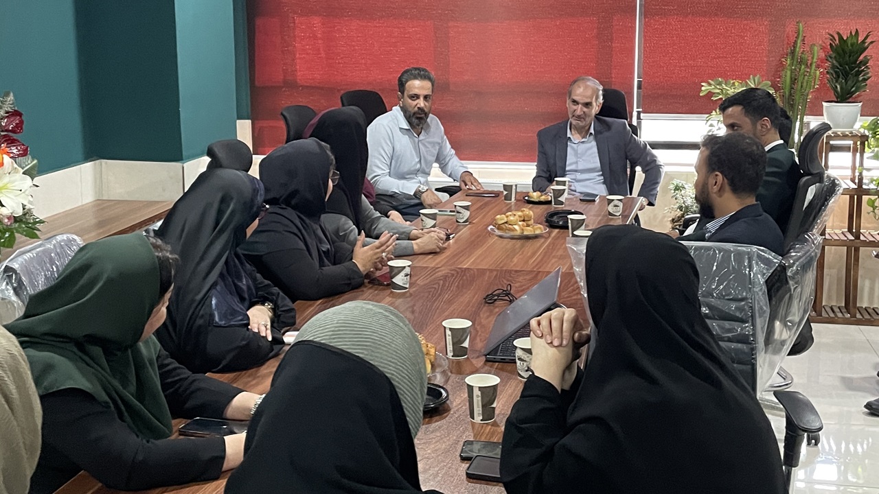 خبرنگاران چشم بیدارجامعه‌اند و استقلال آنان باید حفظ شود