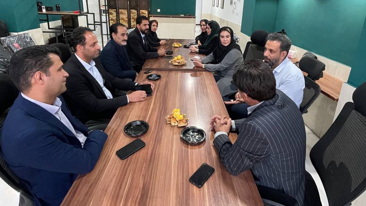 بازدید شهردار و اعضای شورای شهر مشکین‌دشت ازخانه مطبوعات فردیس