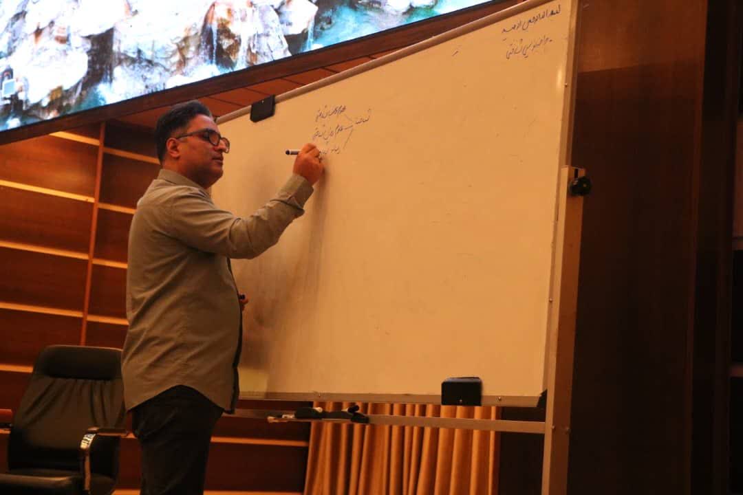 برگزاری  دوره مقدماتی «خبرنویسی شناختی» برای نخستین بار در کشور در اهواز