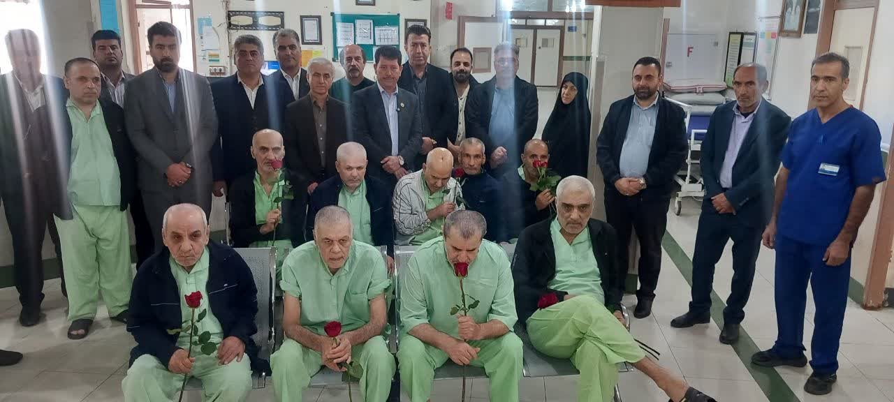 بازدید رئیس هیئت مدیره خانه مطبوعات کشور از بیمارستان اعصاب و روان جانبازان اهواز